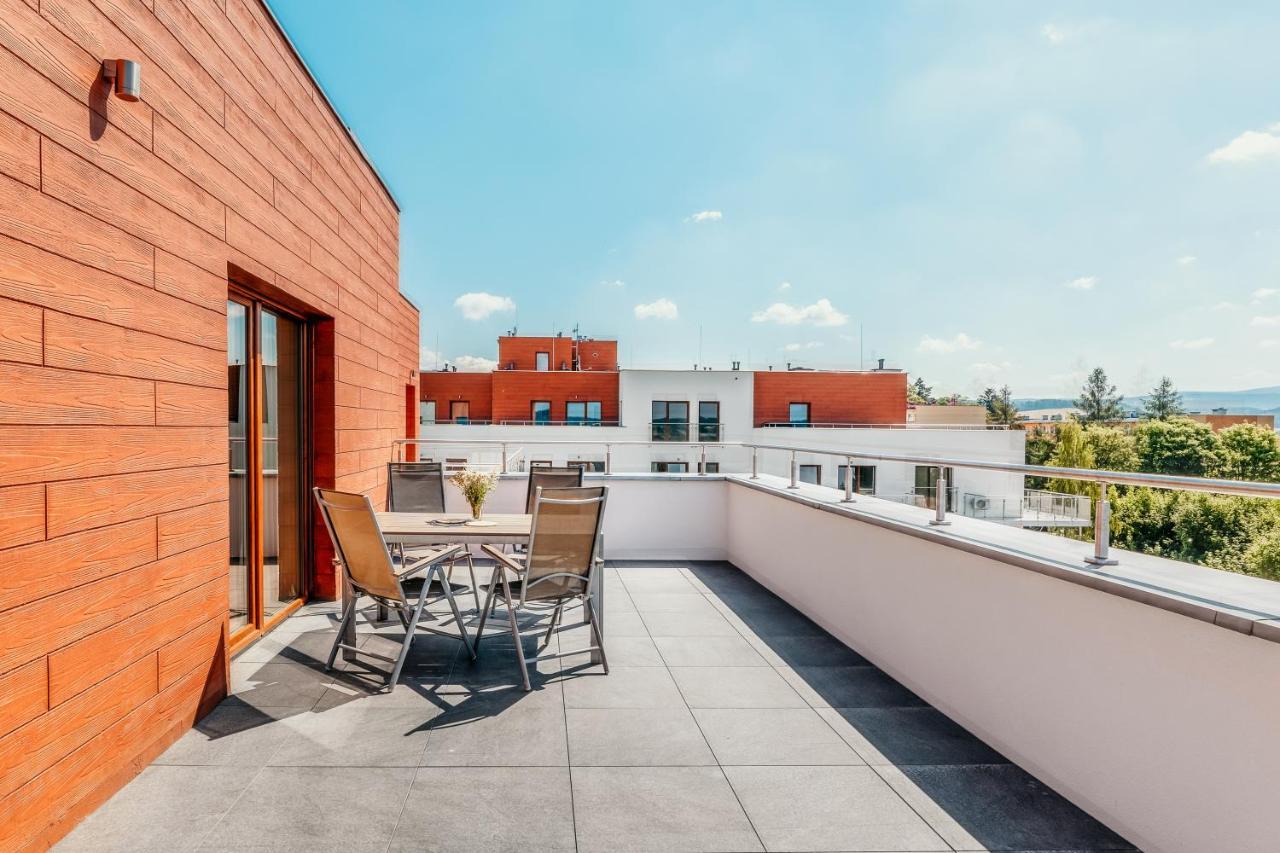 Apartament Widokowy - Penthouse Z Tarasem Kudowa Zdroj Luaran gambar